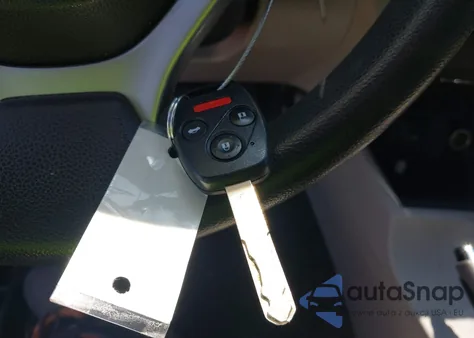 2013 Honda Civic Lx z USA, uszkodzony, nr VIN 19XFB2F52DE097962